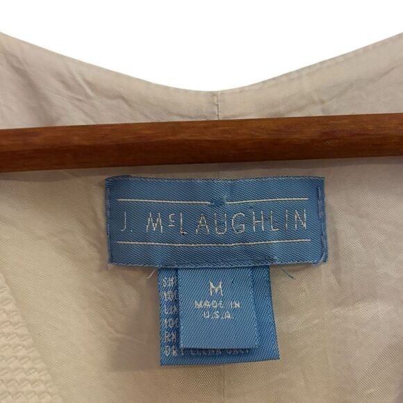 J. McLaughlin Elegant Cream Sleeveless Timeless Old Money B Neck Top Medium - Picture 4 of 5